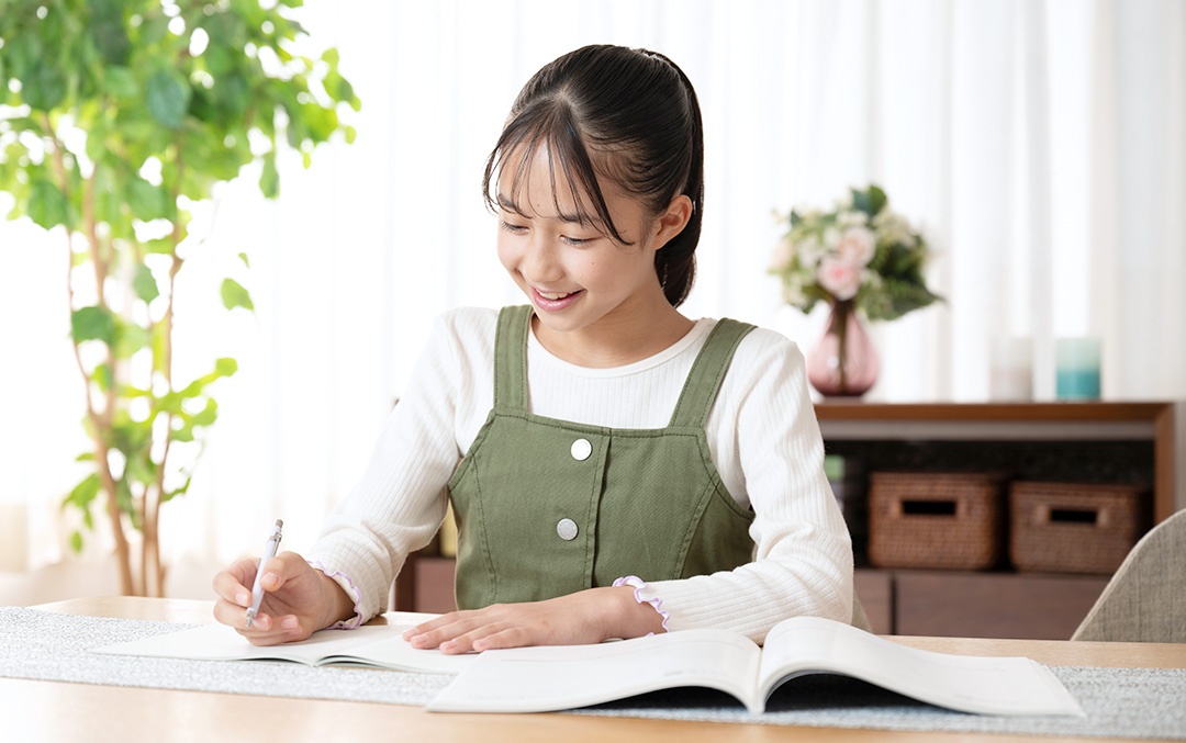 画像:中学入学準備(新中1向け)イメージ写真