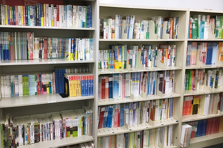 充実の学習環境:当教室では、様々な教材を取り揃えており、しっかりとした準備の元、授業を行っております。
